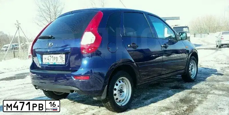 Фото автомобиля LADA 2192 KALINA, 2015 — госномер М471РВ16. Цвет: СИНИЙ