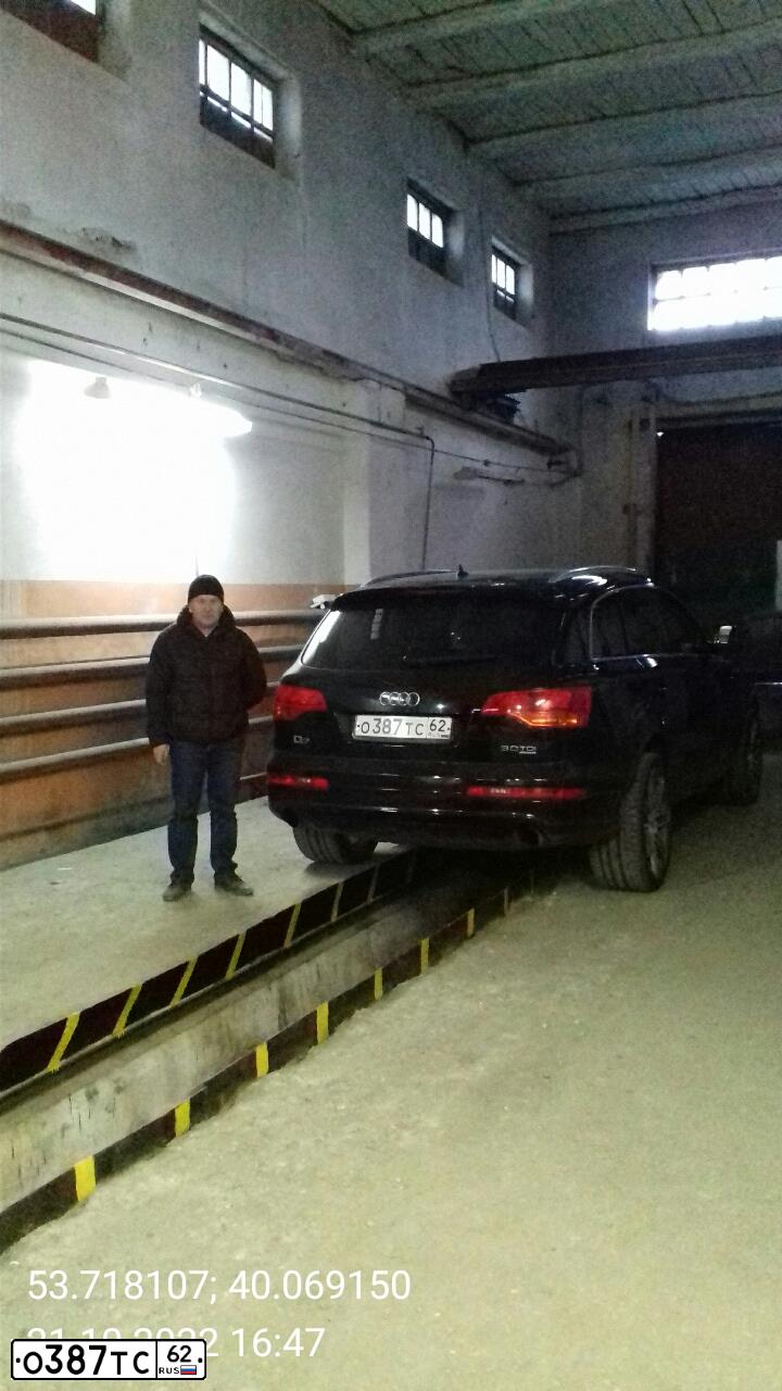 Фото автомобиля AUDI Q7, 2008 — госномер О387ТС62. Цвет: ЧЕРНЫЙ