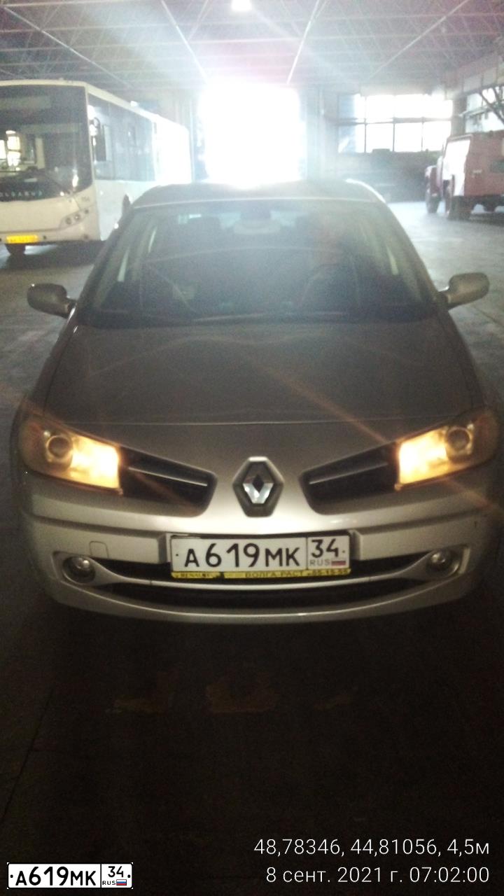 Фото автомобиля RENAULT MEGANE, 2008 — госномер А619МК34. Цвет: СЕРО ГОЛУБОЙ