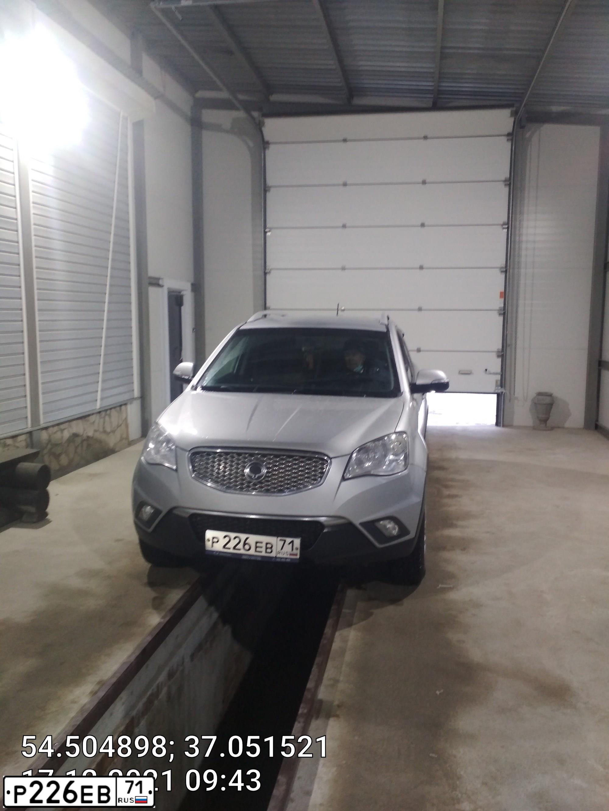 Фото автомобиля HONDA ACCORD, 2007 — госномер Р266ЕВ71. Цвет: ЧЕРНЫЙ