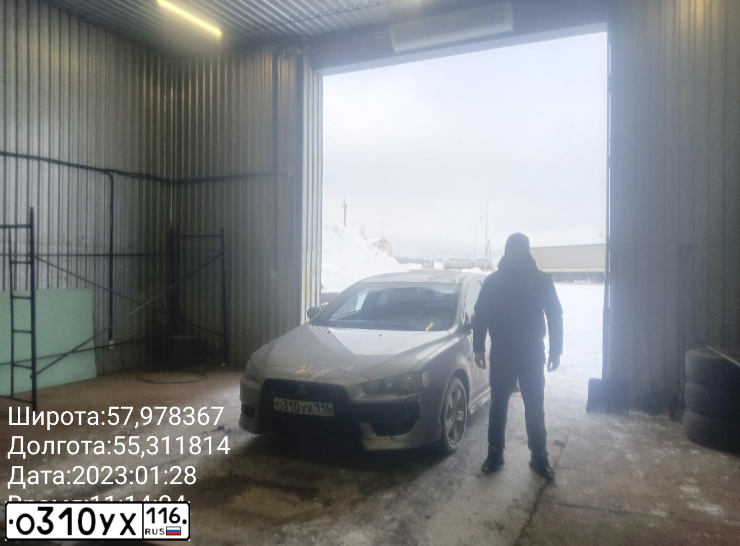 Фото автомобиля KIA RIO, 2014 — госномер У635МВ116. Цвет: ТЕМНО-СЕРЫЙ