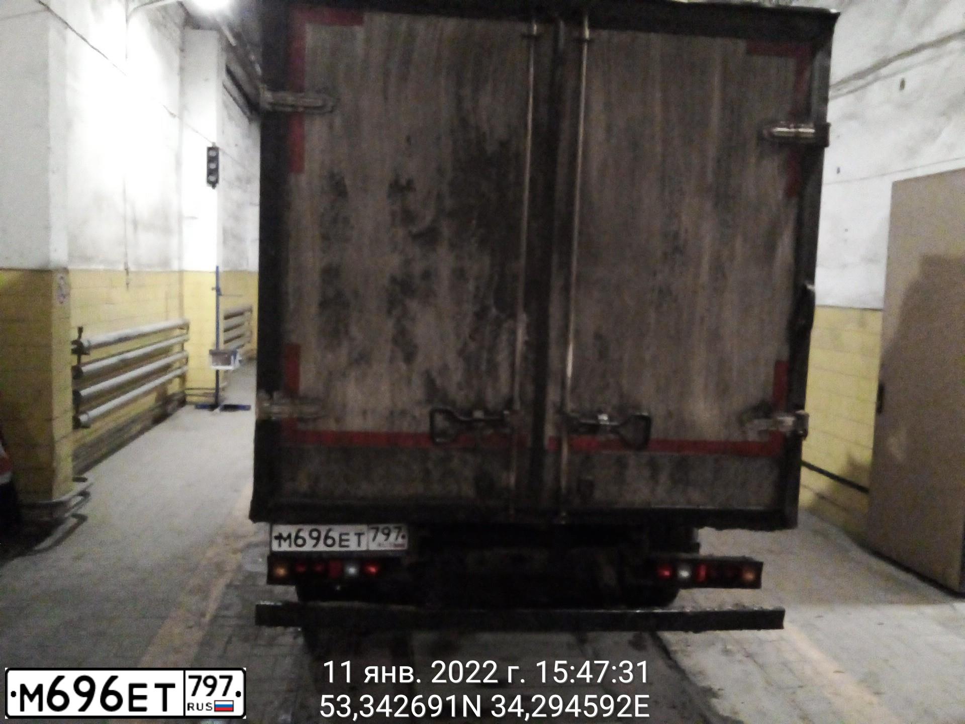 Фото автомобиля GAZ 3302, 2011 — госномер М696ЕТ797. Цвет: Белый