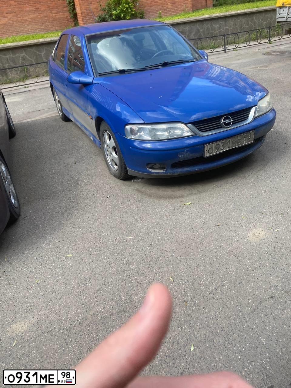 Фото автомобиля TOYOTA COROLLA, 2007 — госномер О931МЕ98. Цвет: Серебристый