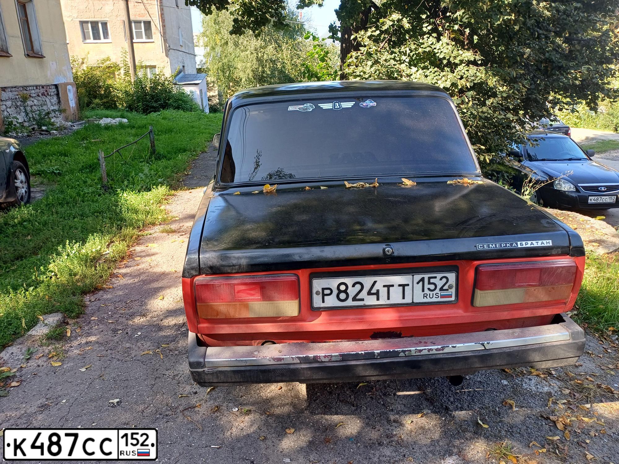 Фото автомобиля LADA 2172 PRIORA, 2012 — госномер К487СС152. Цвет: ЧЕРНЫЙ
