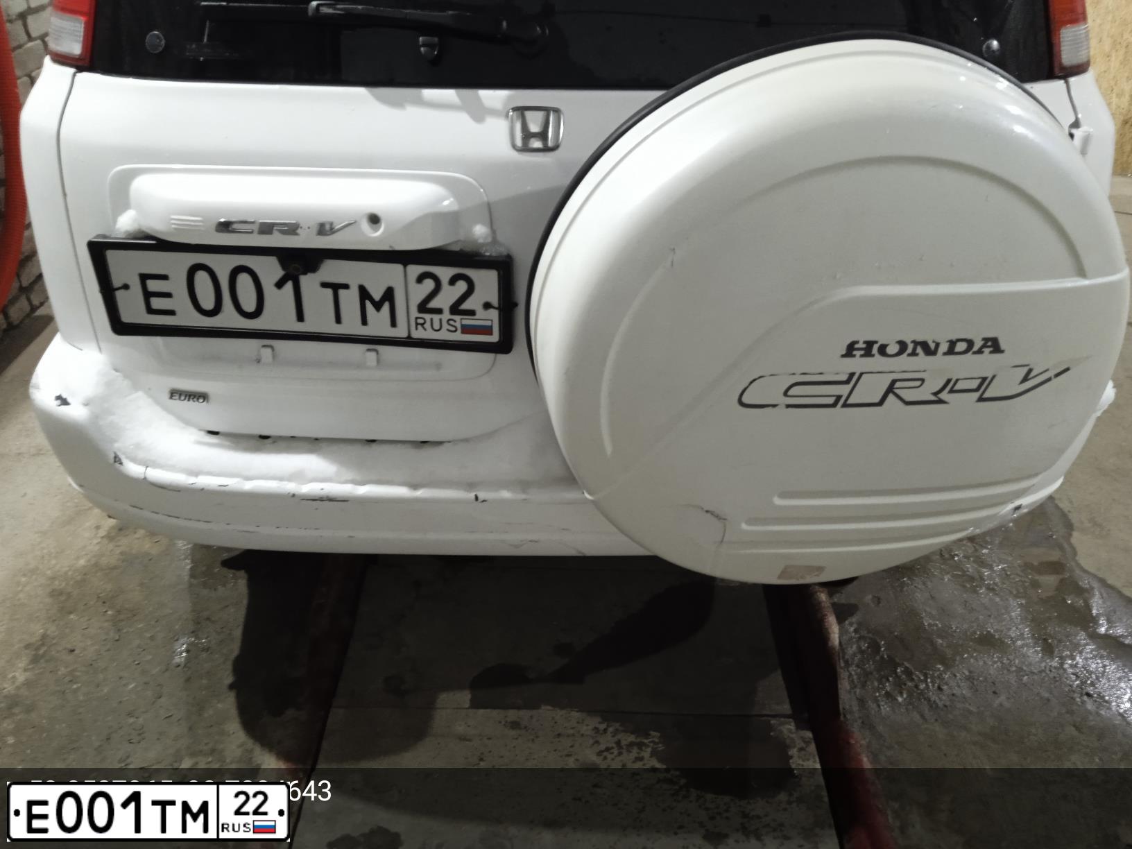 Фото автомобиля LADA 2170 PRIORA, 2010 — госномер С001ТМ22. Цвет: Белый