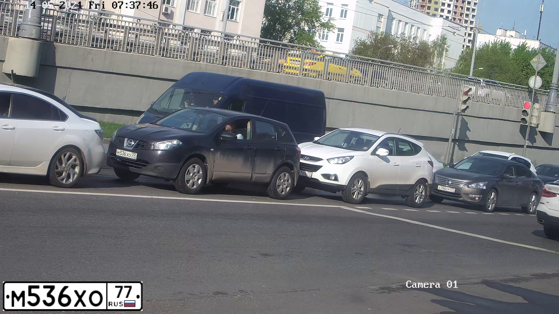 Фото автомобиля NISSAN QASHQAI, 2012 — госномер М536ХО77. Цвет: ЧЕРНЫЙ