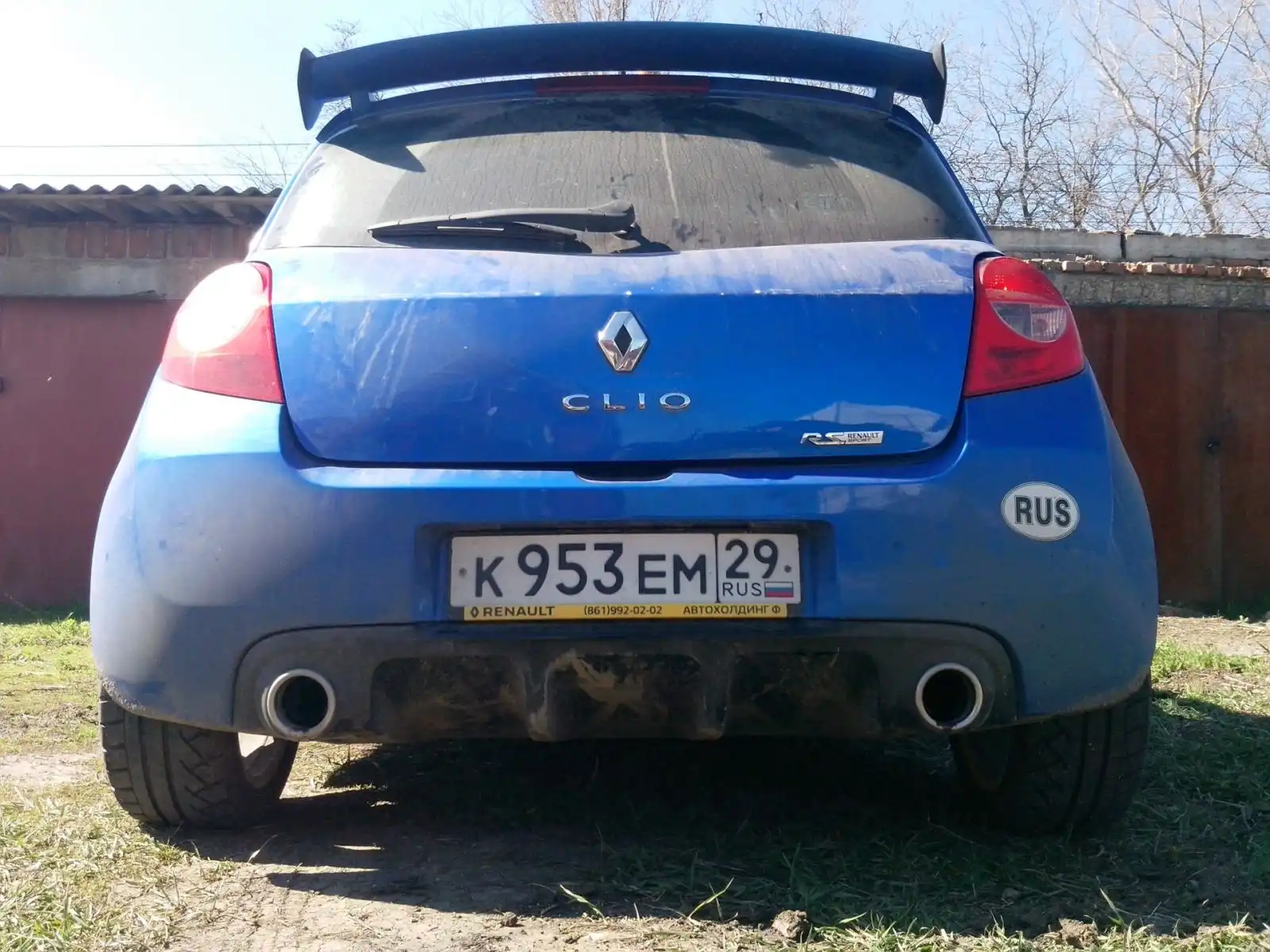 Фото автомобиля RENAULT CLIO, 2011 — госномер Х128НУ73. Цвет: синий