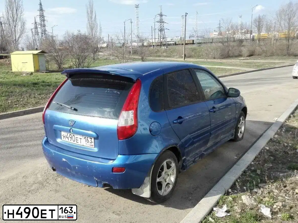 Фото автомобиля LADA 1119 KALINA, 2006 — госномер Н431КК73. Цвет: ЯРКО-СИНИЙ