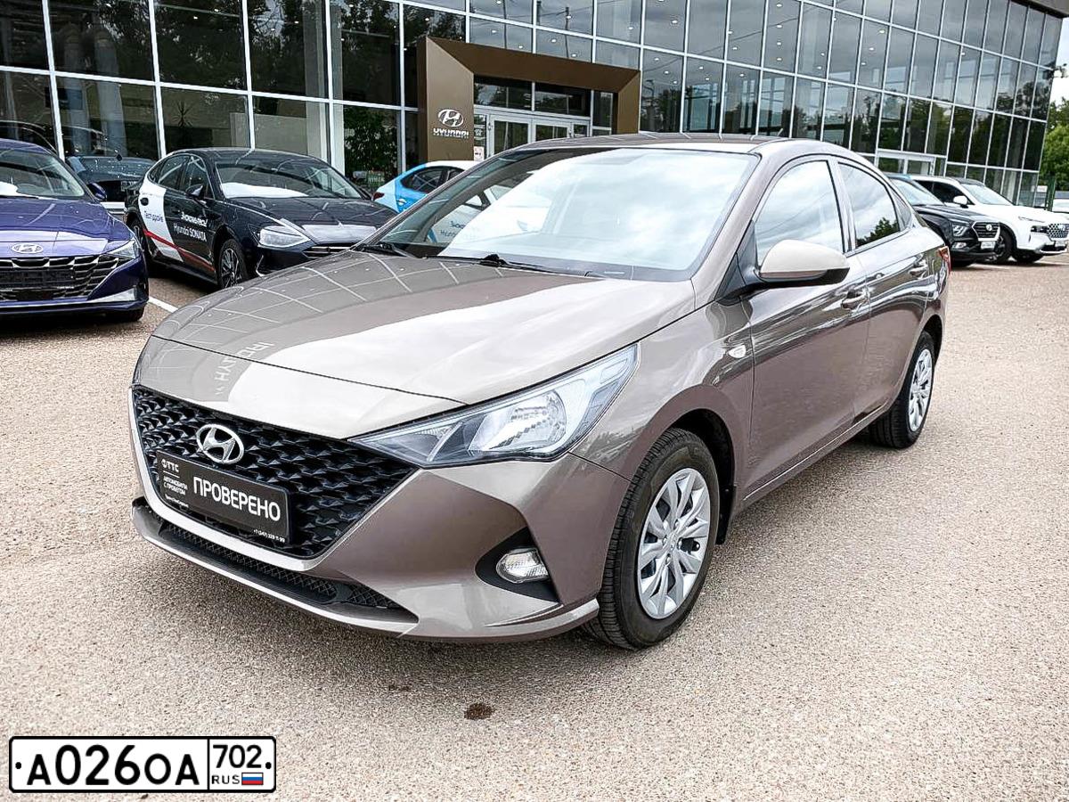 Фото автомобиля HYUNDAI SOLARIS, 2020 — госномер А026ОА702. Цвет: Коричневый