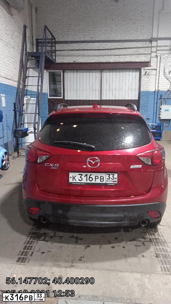 Фото автомобиля MAZDA CX-5, 2016 — госномер К316РВ33. Цвет: Красный