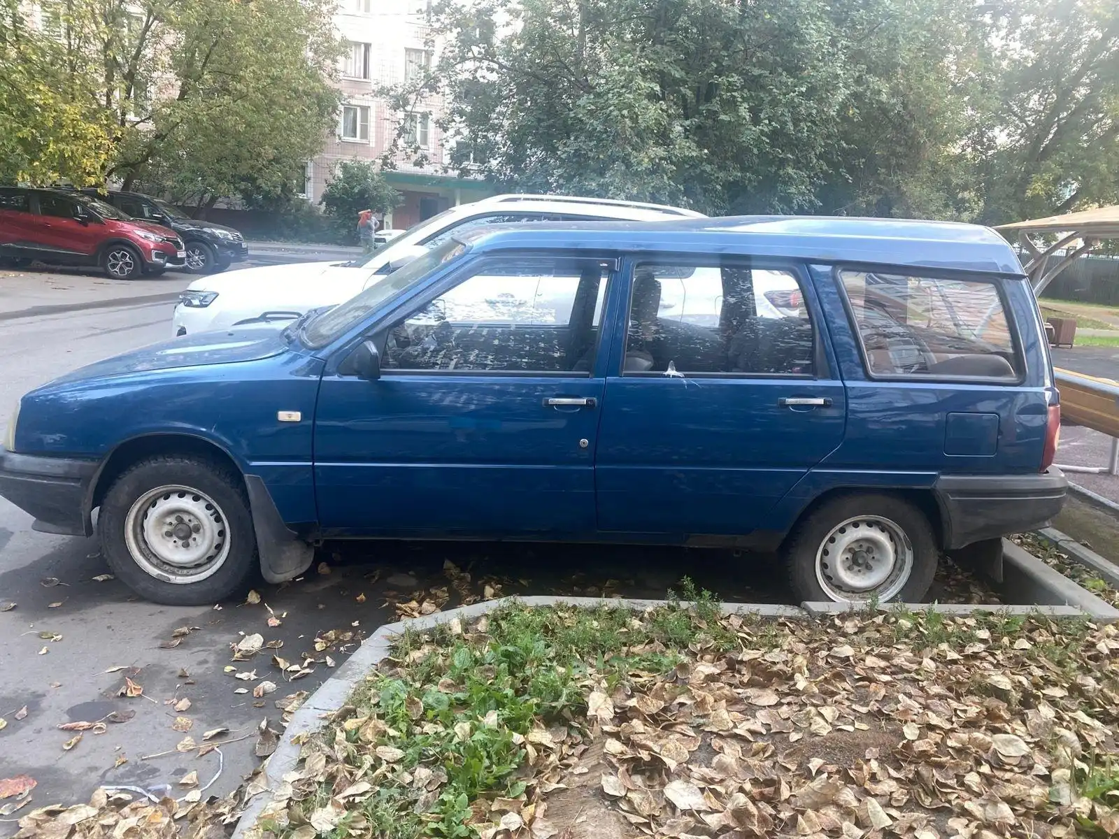 Фото автомобиля IZH 2126, 2004 — госномер К262УС97. Цвет: синий