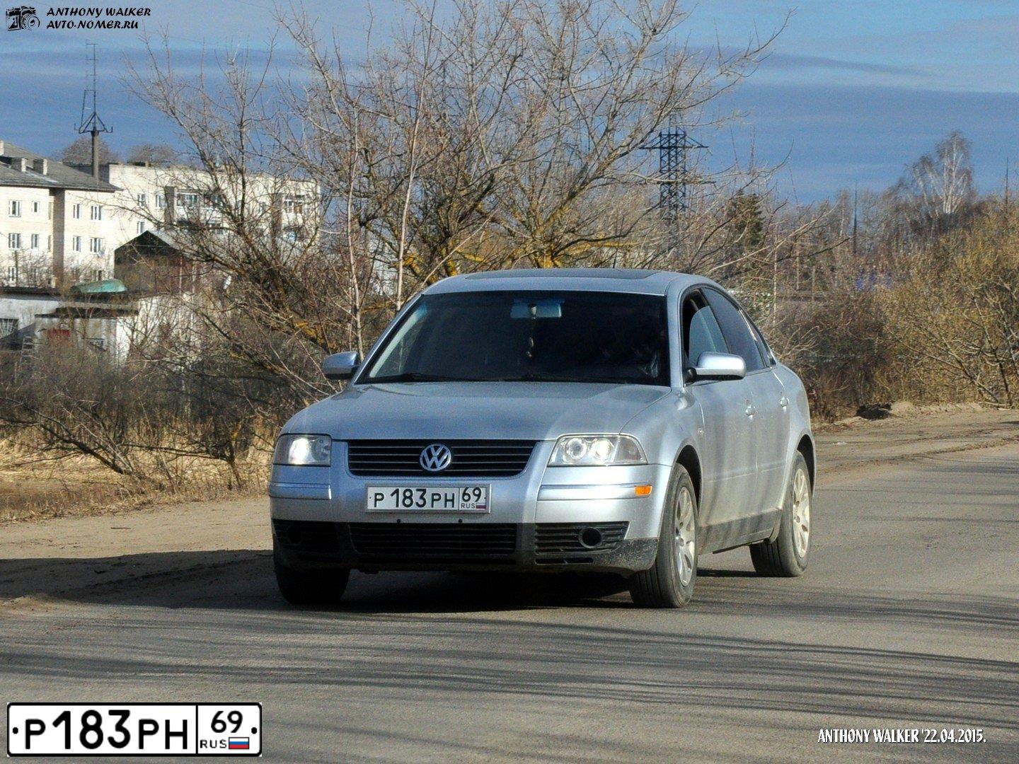 Фото автомобиля VOLKSWAGEN PASSAT, 2001 — госномер Р183РН69. Цвет: Серебристый