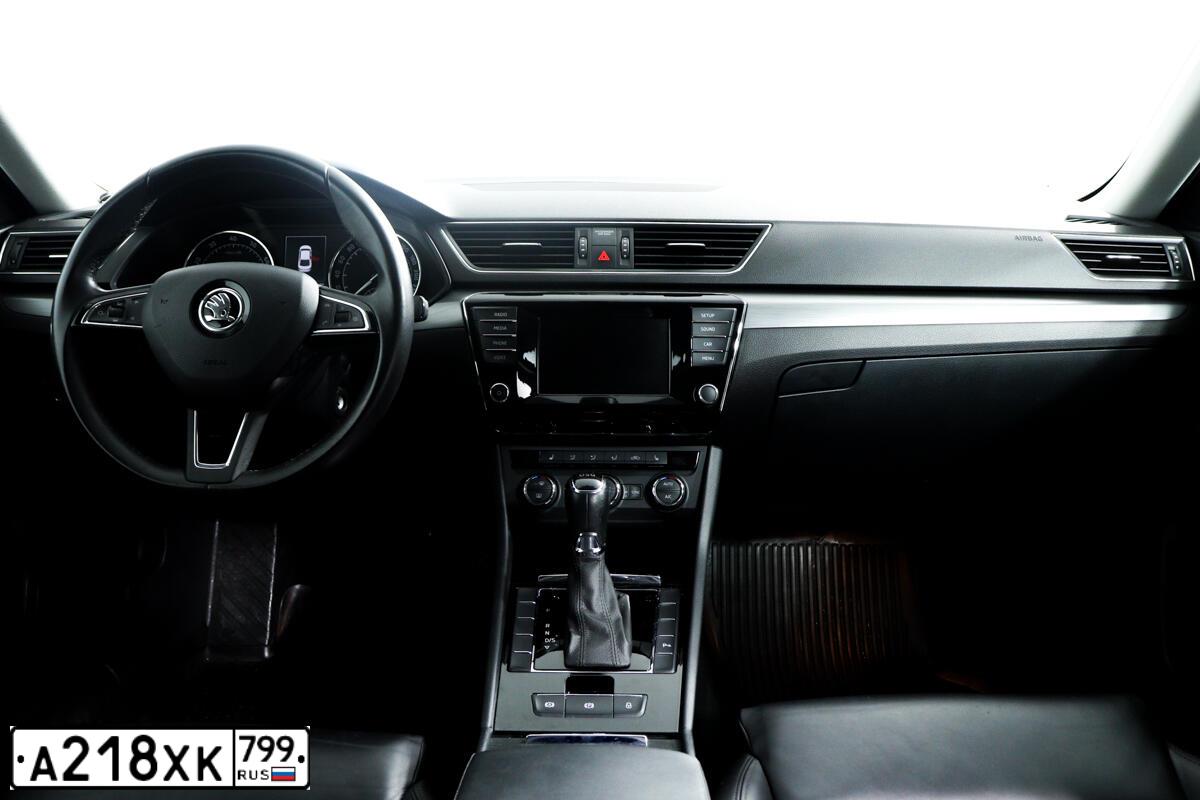 Фото автомобиля SKODA SUPERB, 2016 — госномер В802РР797. Цвет: ЧЕРНЫЙ