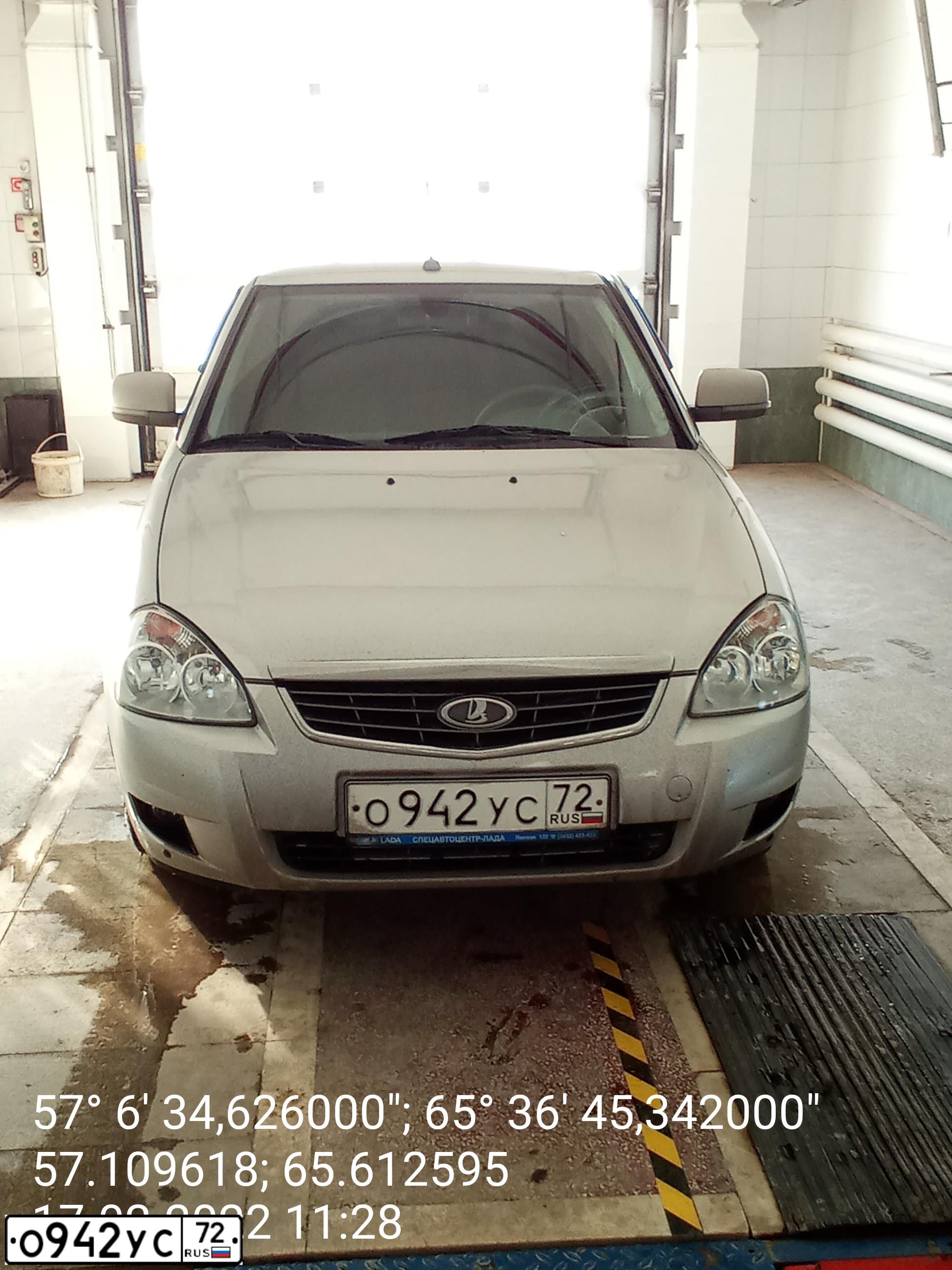 Фото автомобиля LADA 2170 PRIORA, 2013 — госномер В666ХР95. Цвет: СВЕТЛО-СЕРЕБРИСТЫЙ