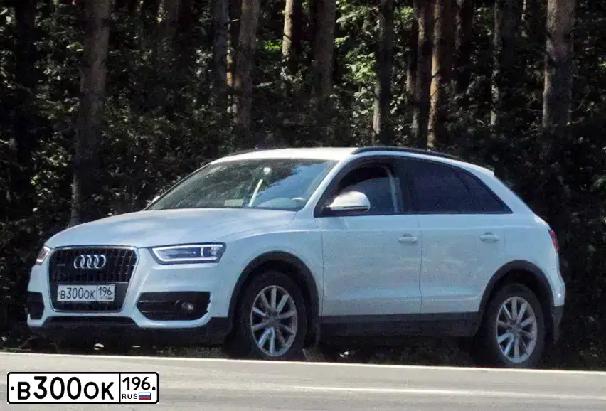 Фото автомобиля AUDI Q3, 2014 — госномер К449ОС186. Цвет: Белый