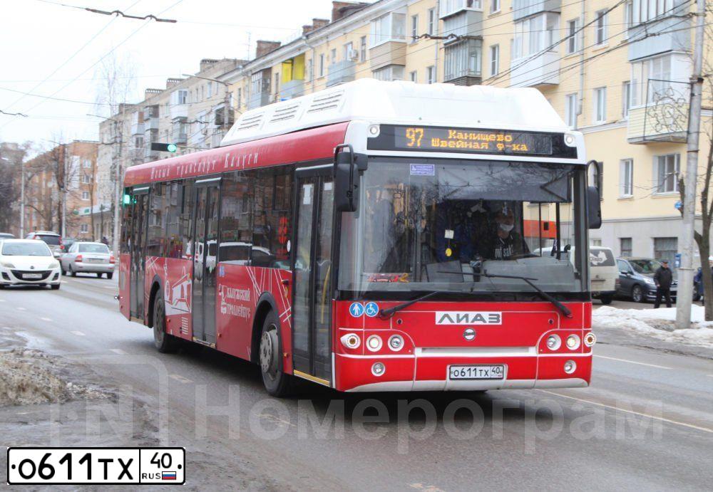 Фото автомобиля LIAZ 5292, 2019 — госномер О611ТХ40. Цвет: КРАСНО-БЕЛЫЙ