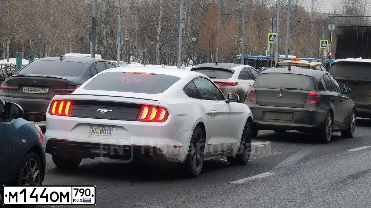 Фото автомобиля BMW SERIE 3, 2019 — госномер М144ОМ790