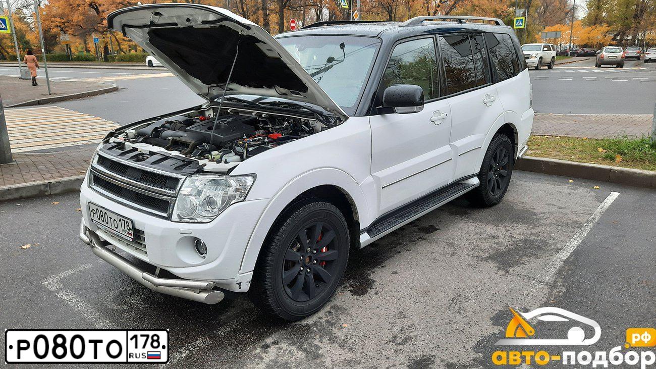 Фото автомобиля MITSUBISHI PAJERO, 2014 — госномер Т897ВЕ797. Цвет: Белый