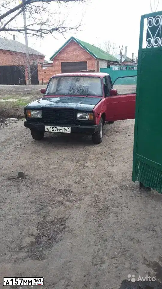 Фото автомобиля LADA 2107, 1993 — госномер А157ММ161. Цвет: КРАСНЫЙ