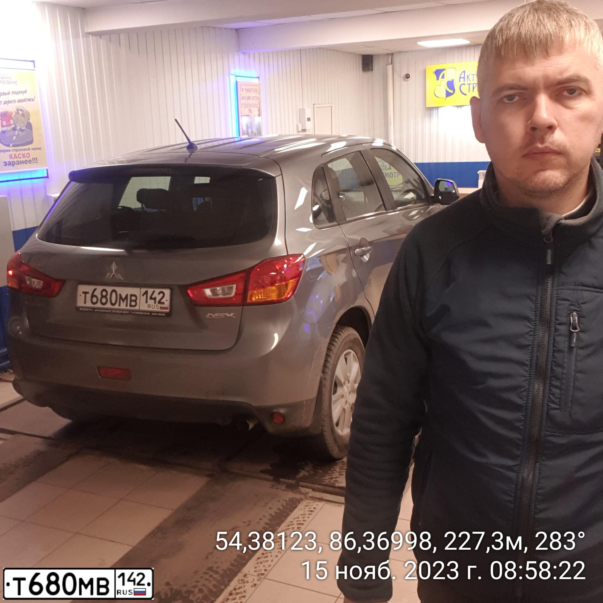 Фото автомобиля MITSUBISHI ASX, 2012 — госномер К161ВО142. Цвет: СЕРЫЙ