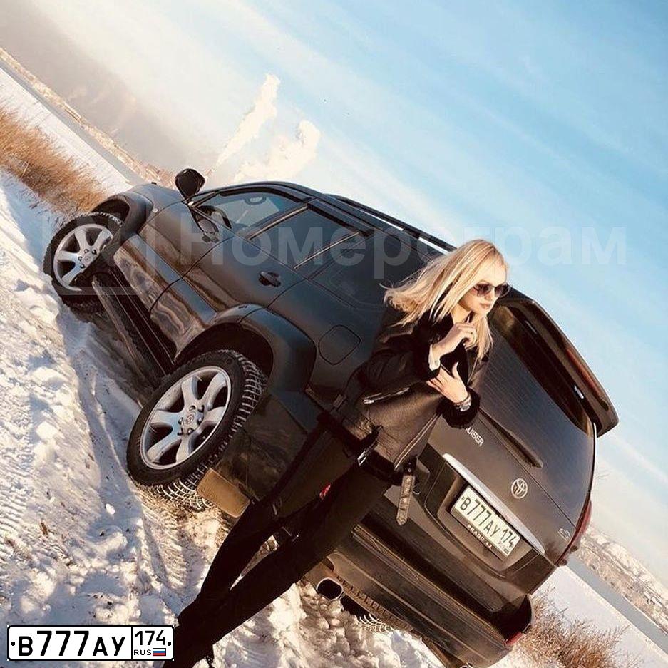 Фото автомобиля TOYOTA LANDCRUISER, 2007 — госномер В777АУ174. Цвет: ЧЕРНЫЙ