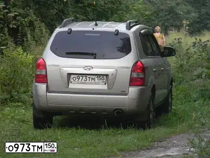 Фото автомобиля HYUNDAI TUCSON, 2008 — госномер В380КС193. Цвет: СЕРЕБРИСТЫЙ