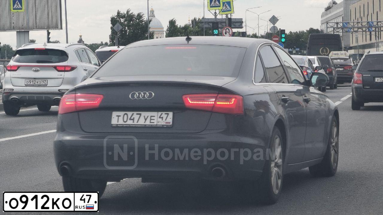 Фото автомобиля KIA SPORTAGE, 2018 — госномер Р244ХЕ198. Цвет: СЕРЕБРИСТЫЙ
