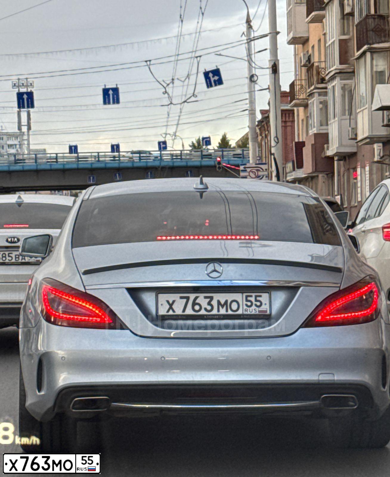 Фото автомобиля MERCEDES CLS-KLASSE, 2016 — госномер Х763МО55. Цвет: Серебристый