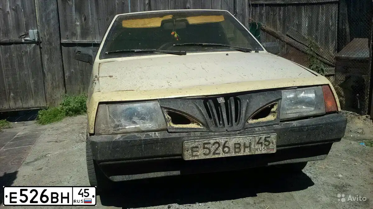 Фото автомобиля LADA 2109 SAMARA, 1988 — госномер Е526ВН45. Цвет: БЕЖЕВЫЙ