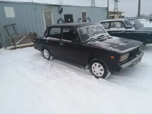 Фото автомобиля MAZDA 3, 2006 — госномер С606УЕ71. Цвет: ЗОЛОТИСТЫЙ