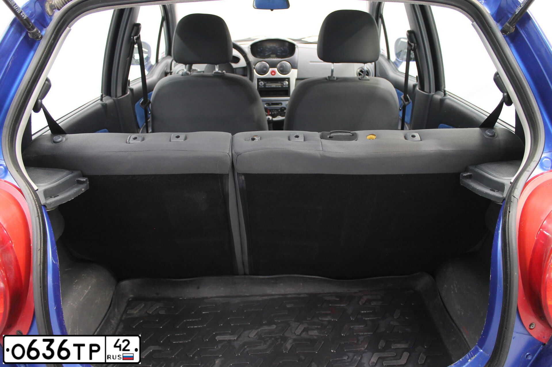 Фото автомобиля CHEVROLET SPARK, 2008 — госномер О636ТР42. Цвет: синий