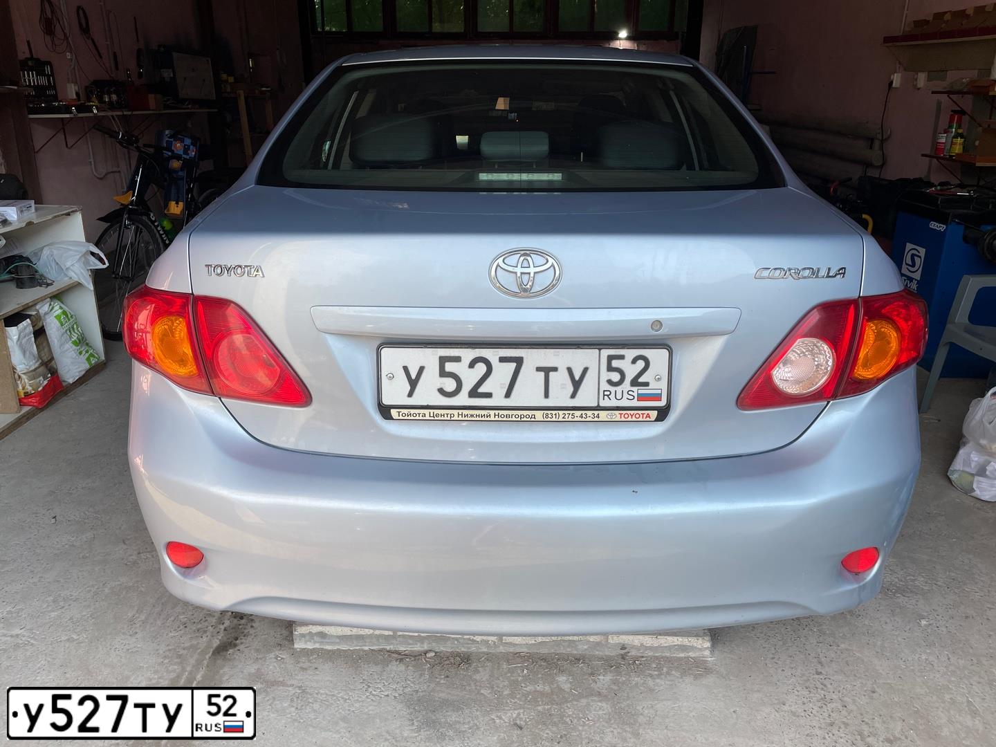 Фото автомобиля TOYOTA COROLLA, 2008 — госномер У527ТУ52. Цвет: СВЕТЛО-ГОЛУБОЙ
