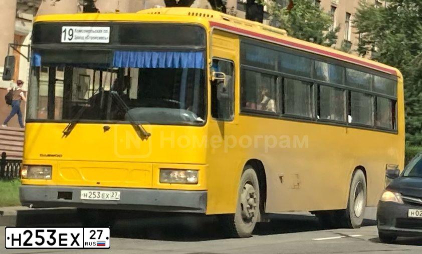 Фото автомобиля DAEWOO SERIE BS, 2001 — госномер Р253ЕХ27. Цвет: ЖЁЛТЫЙ