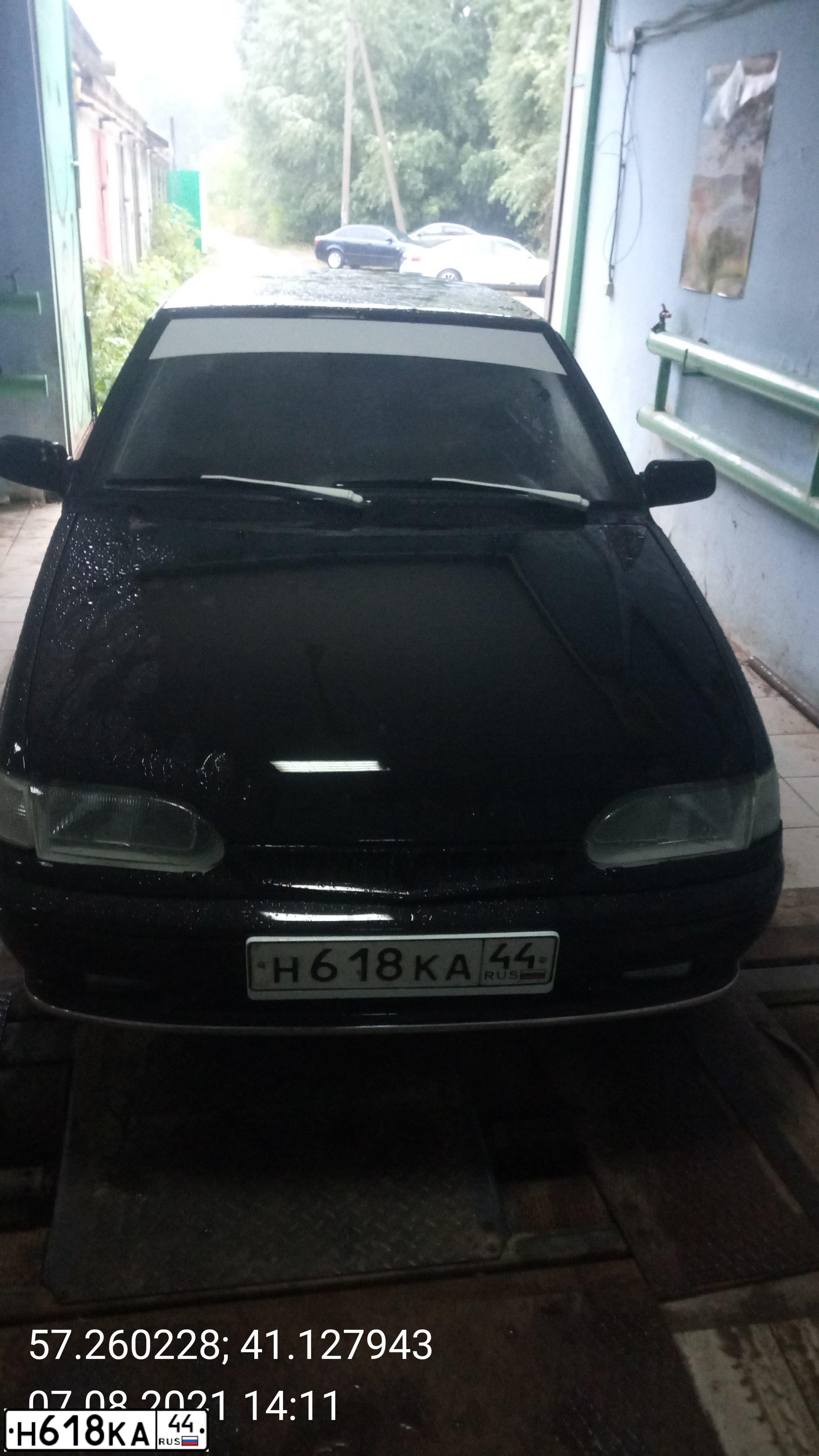 Фото автомобиля LADA 2114 SAMARA, 2006 — госномер В669МС37. Цвет: ЧЕРНЫЙ МЕТАЛЛИК