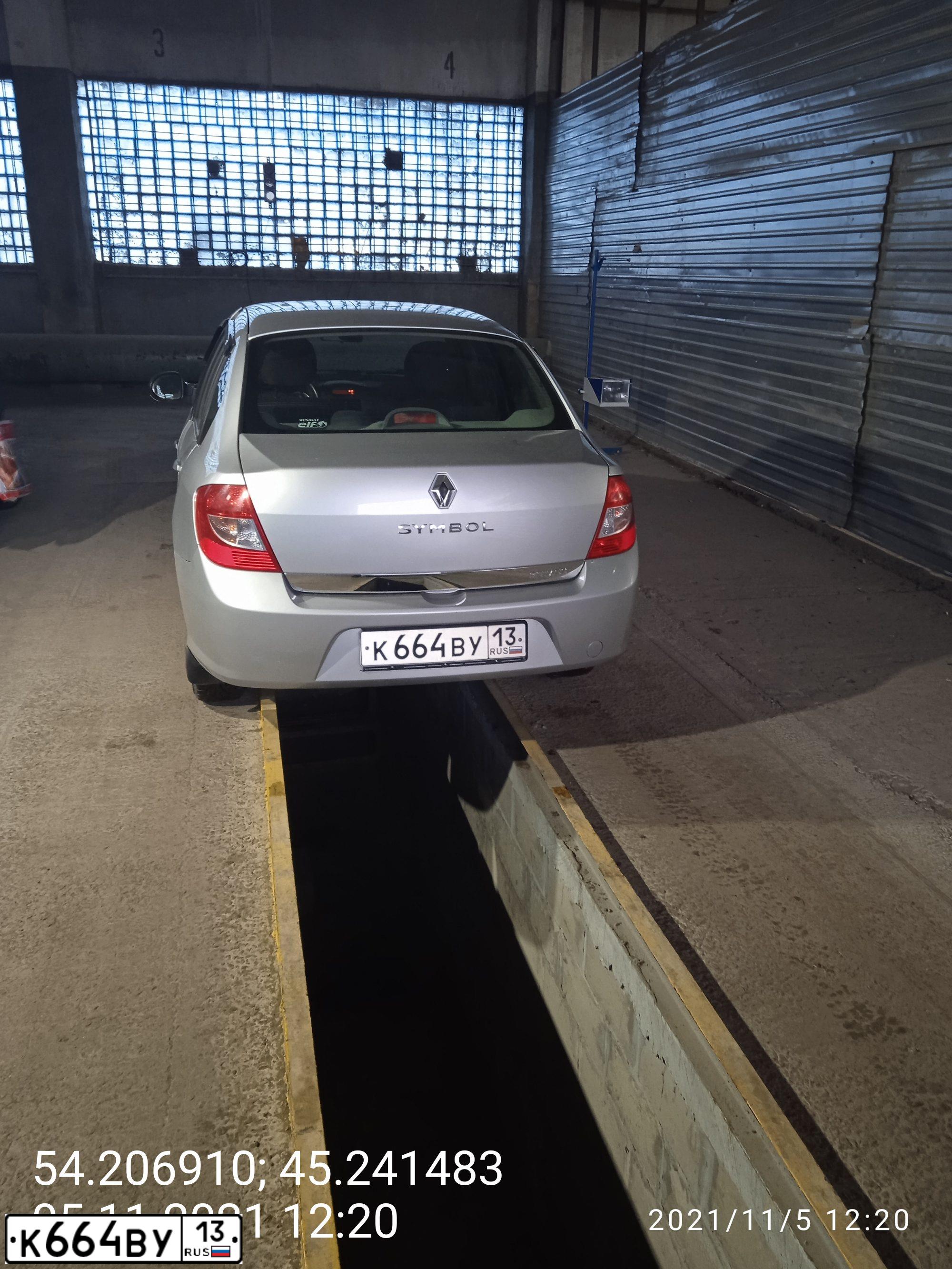 Фото автомобиля RENAULT SYMBOL, 2008 — госномер К664ВУ13. Цвет: СВЕТЛО-СЕРО-ГОЛУБОЙ