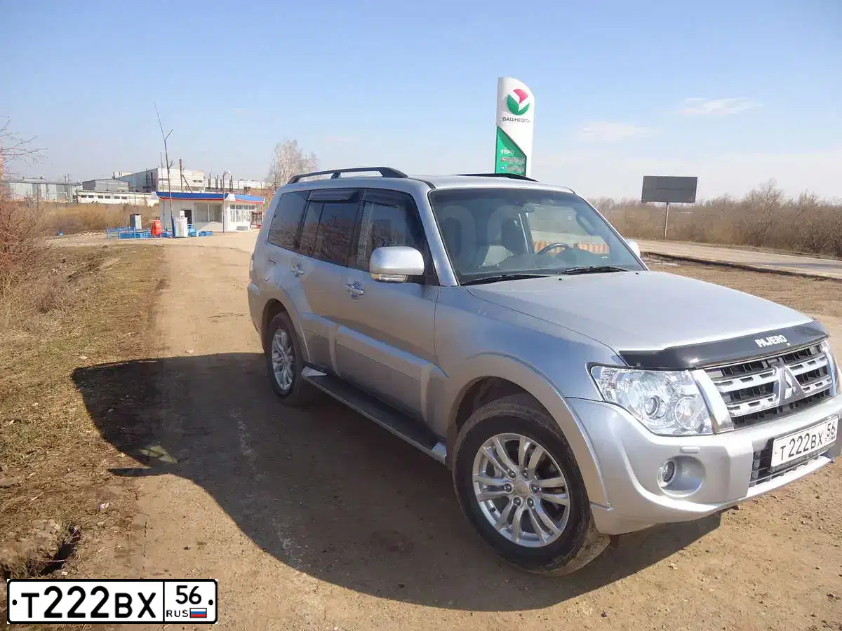Фото автомобиля LADA 2110, 2006 — госномер Т222ВХ56. Цвет: ГРАФИТОВЫЙ МЕТАЛЛИК