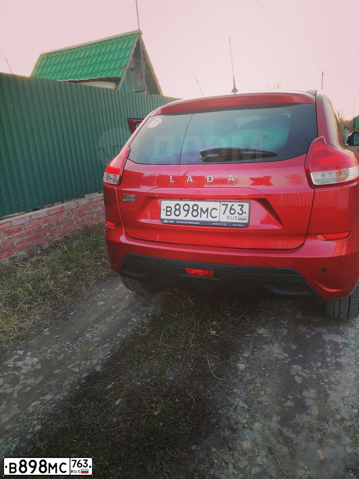 Фото автомобиля LADA XRAY, 2019 — госномер С779НЕ196. Цвет: Красный