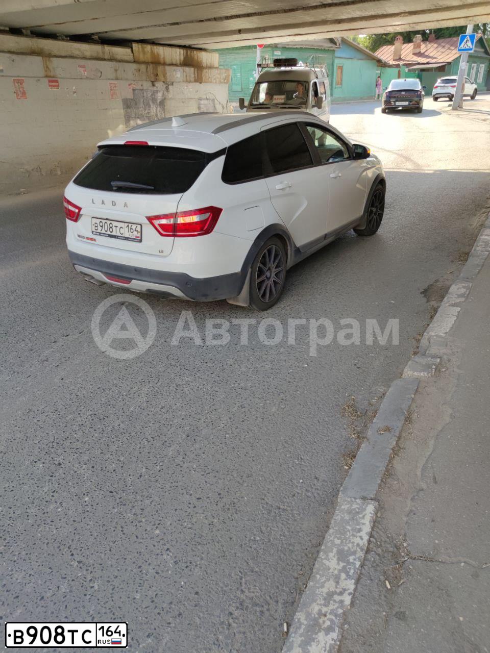 Фото автомобиля LADA VESTA, 2020 — госномер В908ТС164. Цвет: Белый