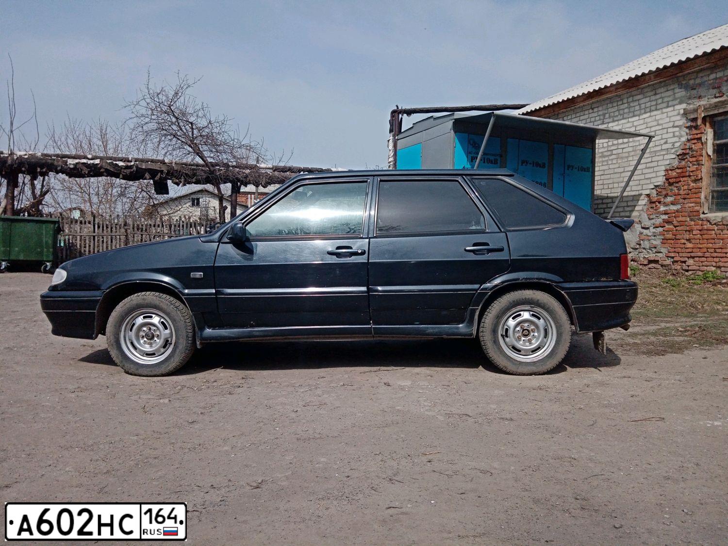 Фото автомобиля LADA 2114 SAMARA, 2006 — госномер А602НС164. Цвет: ГРАФИТОВЫЙ МЕТАЛЛИК