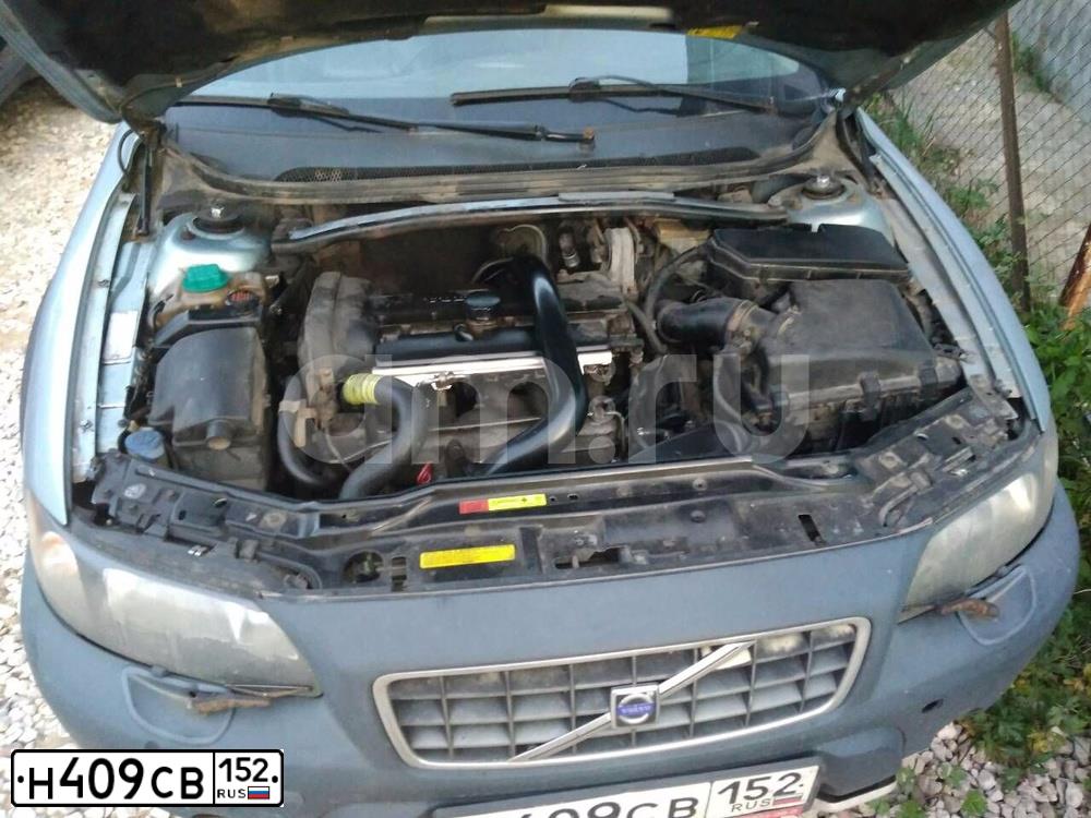Фото автомобиля VOLVO V70, 2002 — госномер С884ТТ39. Цвет: СЕРЕБРИСТЫЙ
