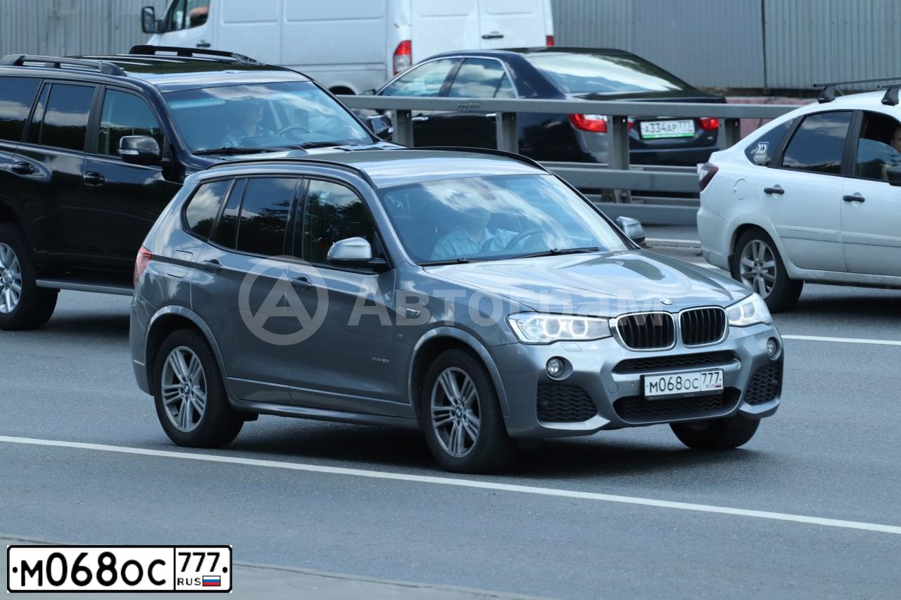 Фото автомобиля BMW X3, 2015 — госномер М068ОС777. Цвет: Серый
