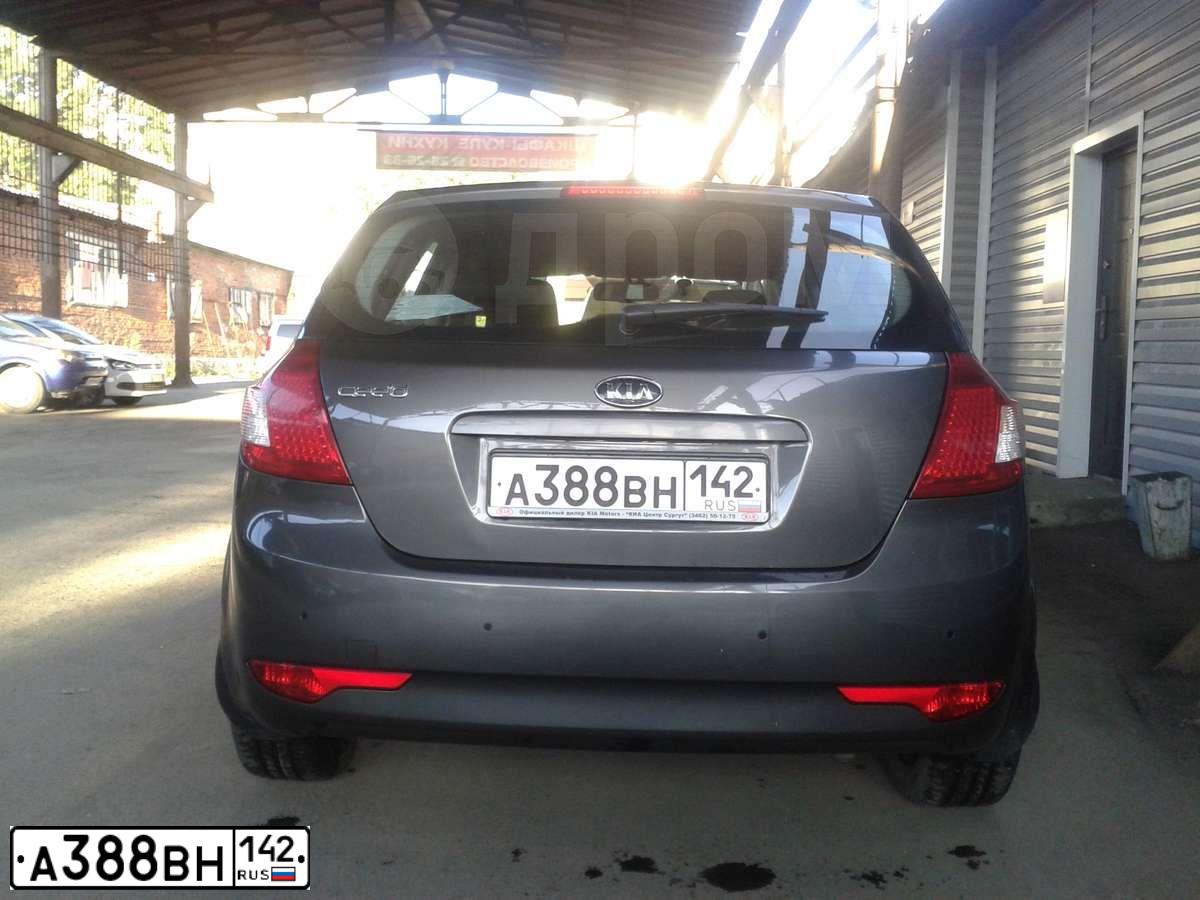 Фото автомобиля KIA CEE'D, 2010 — госномер А388ВН142. Цвет: СЕРЕБРИСТЫЙ