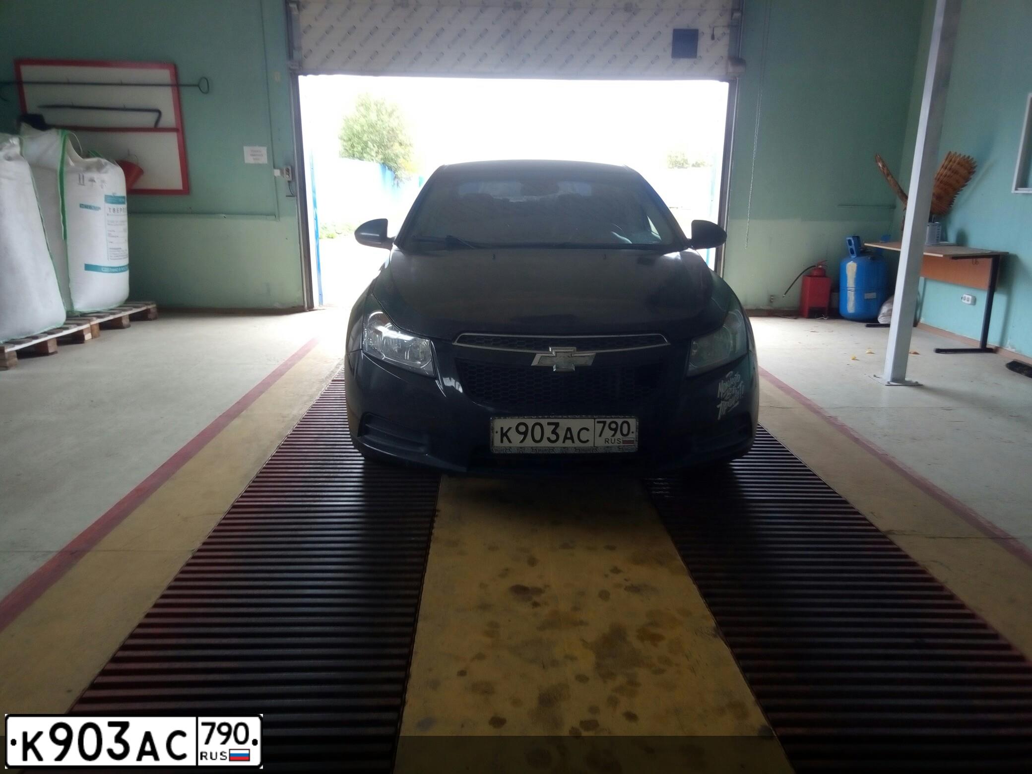 Фото автомобиля CHEVROLET CRUZE, 2010 — госномер К419ЕР799. Цвет: ЧЕРНЫЙ
