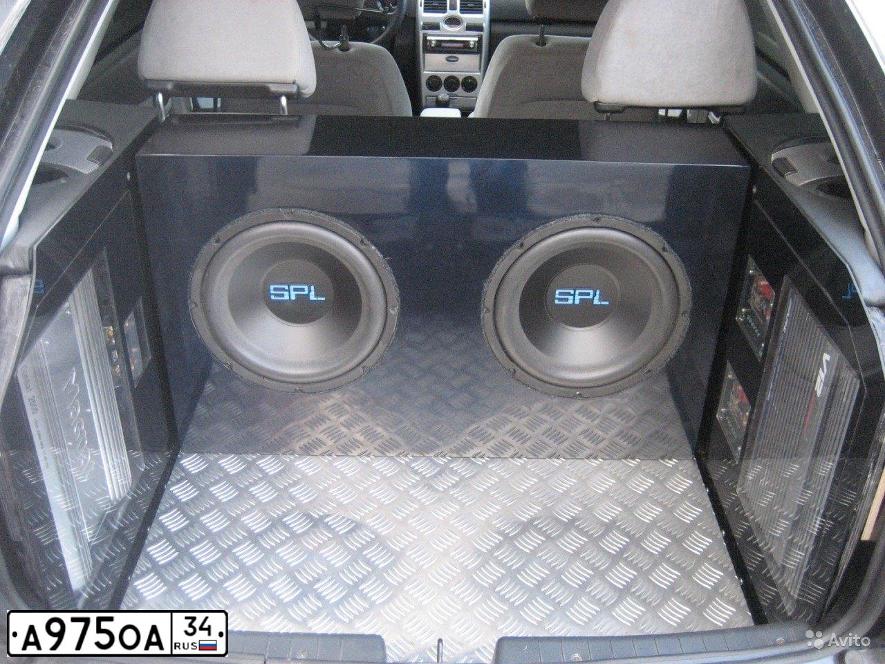 Фото автомобиля LADA 2170 PRIORA, 2011 — госномер В943ОС134. Цвет: БЕЛЫЙ