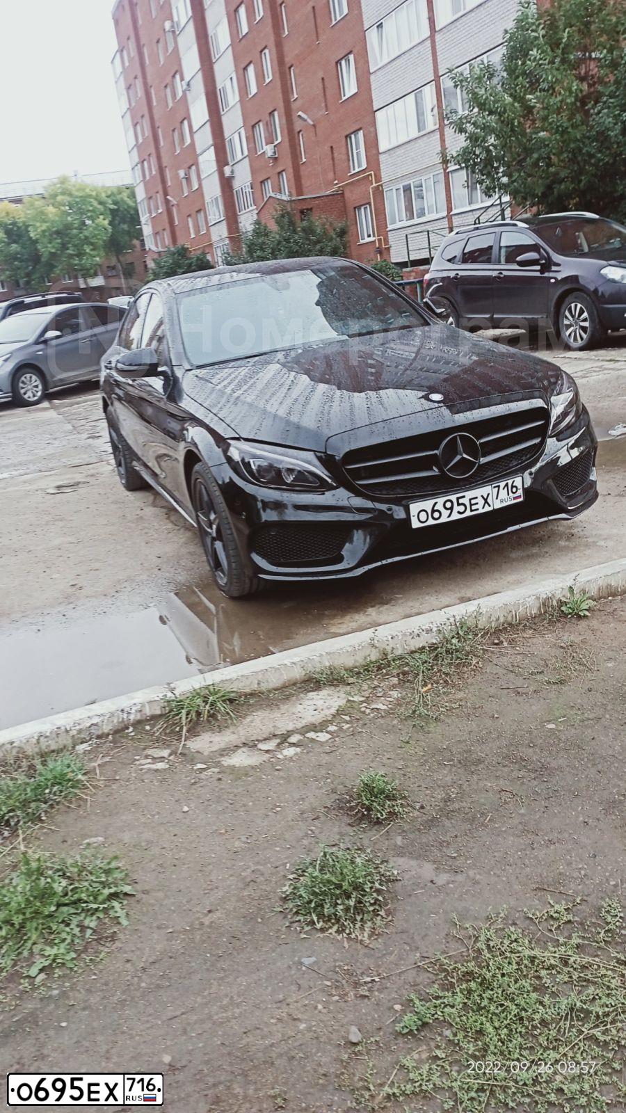 Фото автомобиля MERCEDES C-KLASSE, 2015 — госномер О695ЕХ716. Цвет: ЧЕРНЫЙ