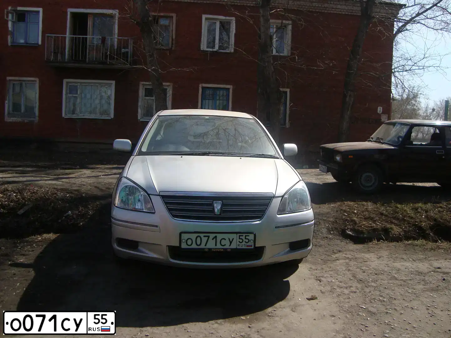 Фото автомобиля TOYOTA PREMIO, 2005 — госномер М023ОЕ75
