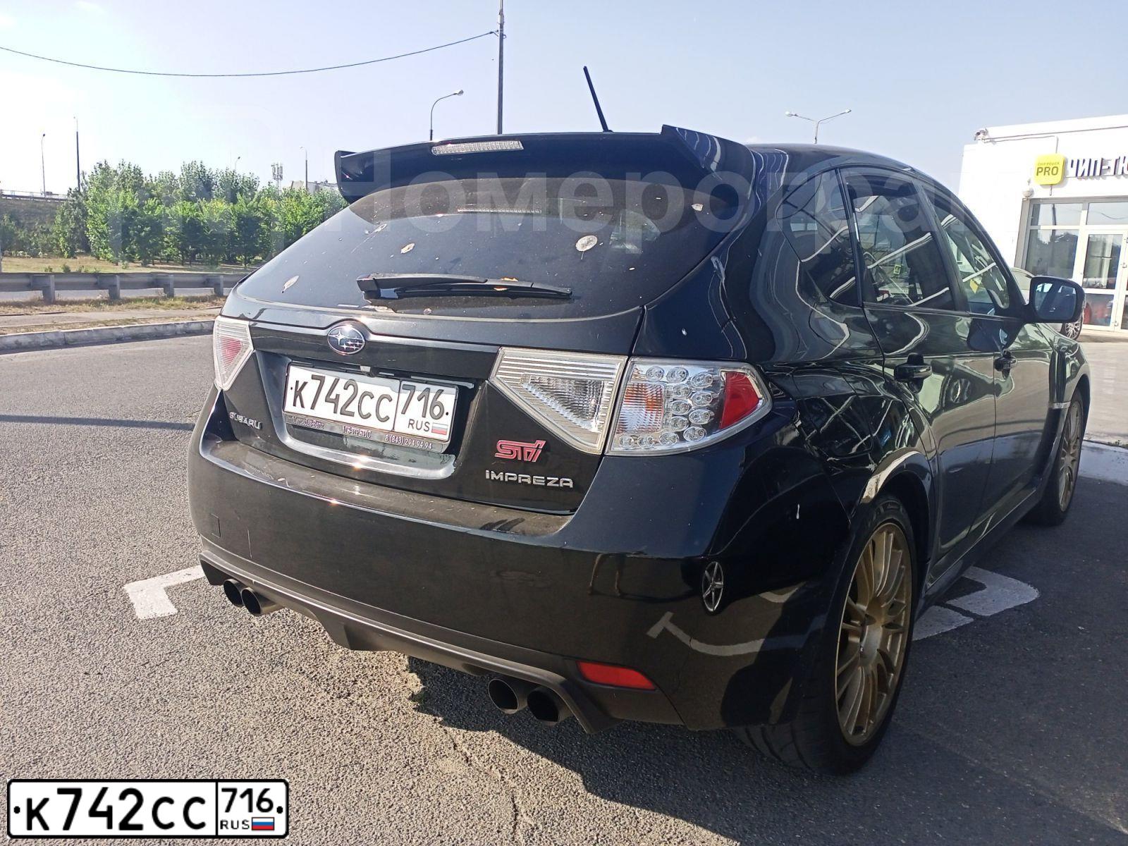 Фото автомобиля SUBARU IMPREZA, 2007 — госномер К742СС716. Цвет: ЧЕРНЫЙ