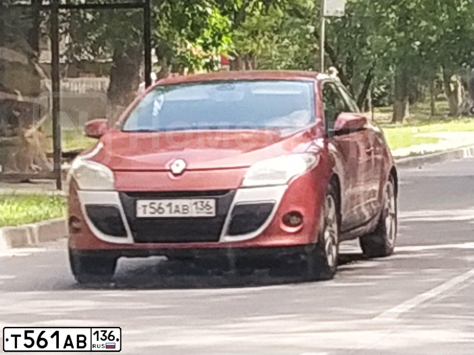 Фото автомобиля RENAULT MEGANE, 2009 — госномер Н043ТС40. Цвет: Коричневый
