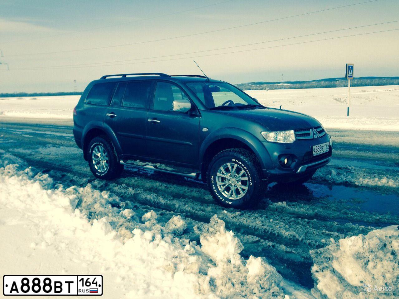 Фото автомобиля MITSUBISHI PAJERO SPORT, 2013 — госномер А888ВТ164. Цвет: СЕРЫЙ