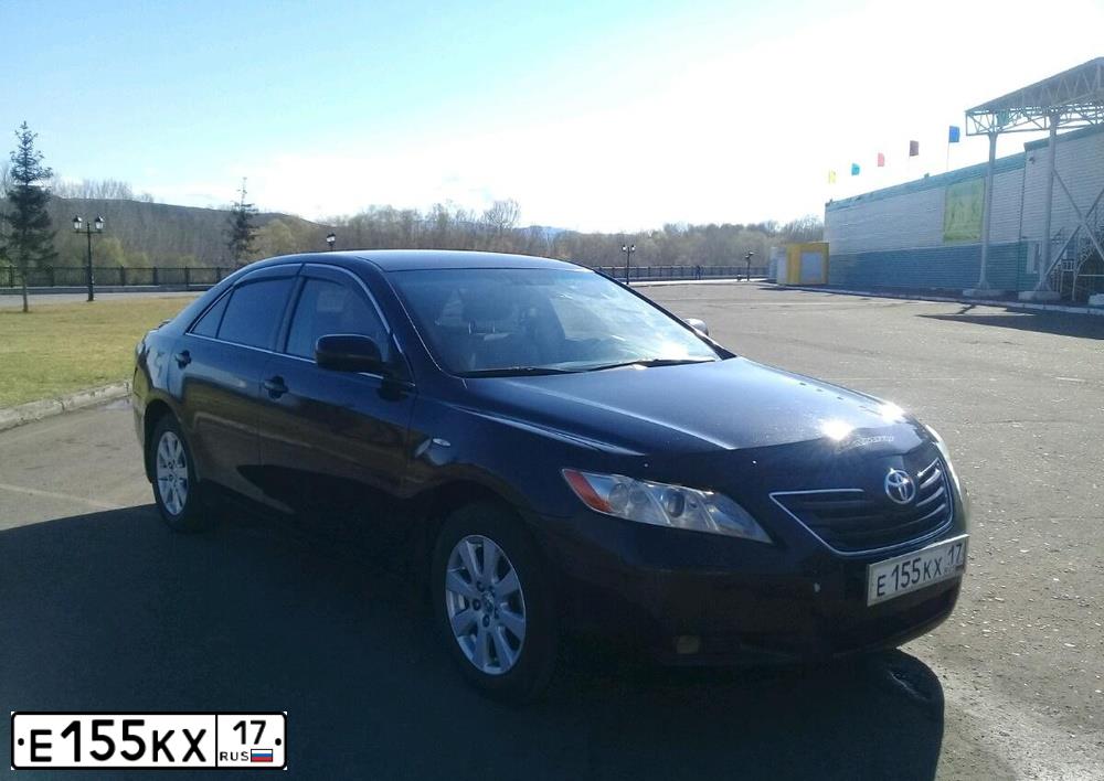 Фото автомобиля TOYOTA CAMRY, 2007 — госномер В774ВВ124. Цвет: ЧЕРНЫЙ